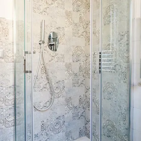 Fco Luxury Apartamento *